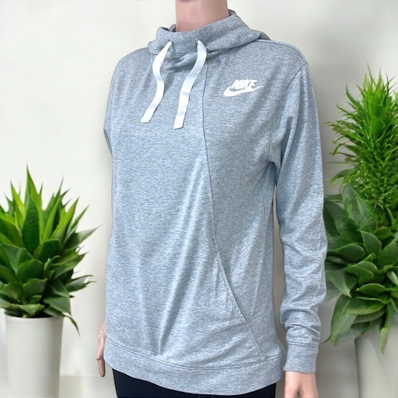 Nike Women’s Gym CLC Funnel Hoodie in Birch Grey with Seamed Pockets - Picture 8 of 16